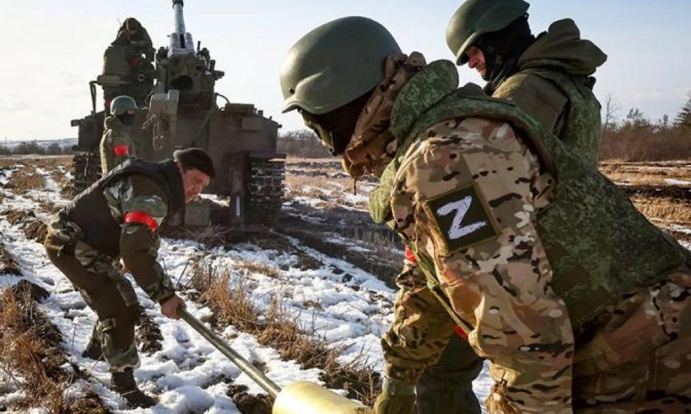 Πληροφορίες για πιθανή ρήξη του ουκρανικού μετώπου από ρωσικές δυνάμεις προκαλεί υστερία στο Κίεβο